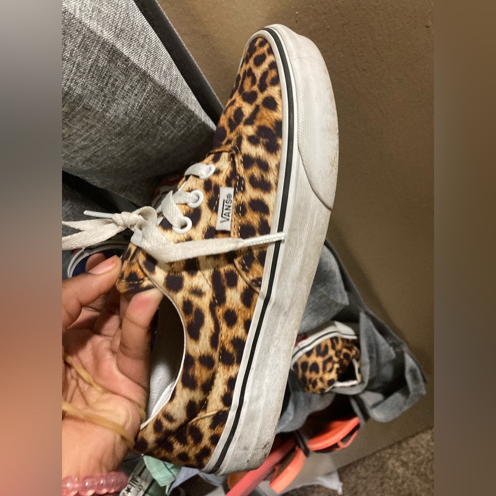 USED VANS ERA LEOPARD
